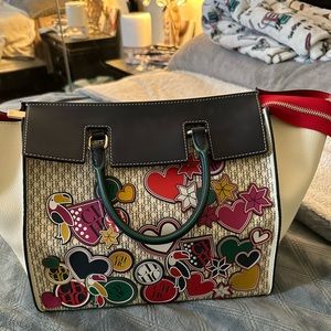 Carolina Herrera purse mint condition